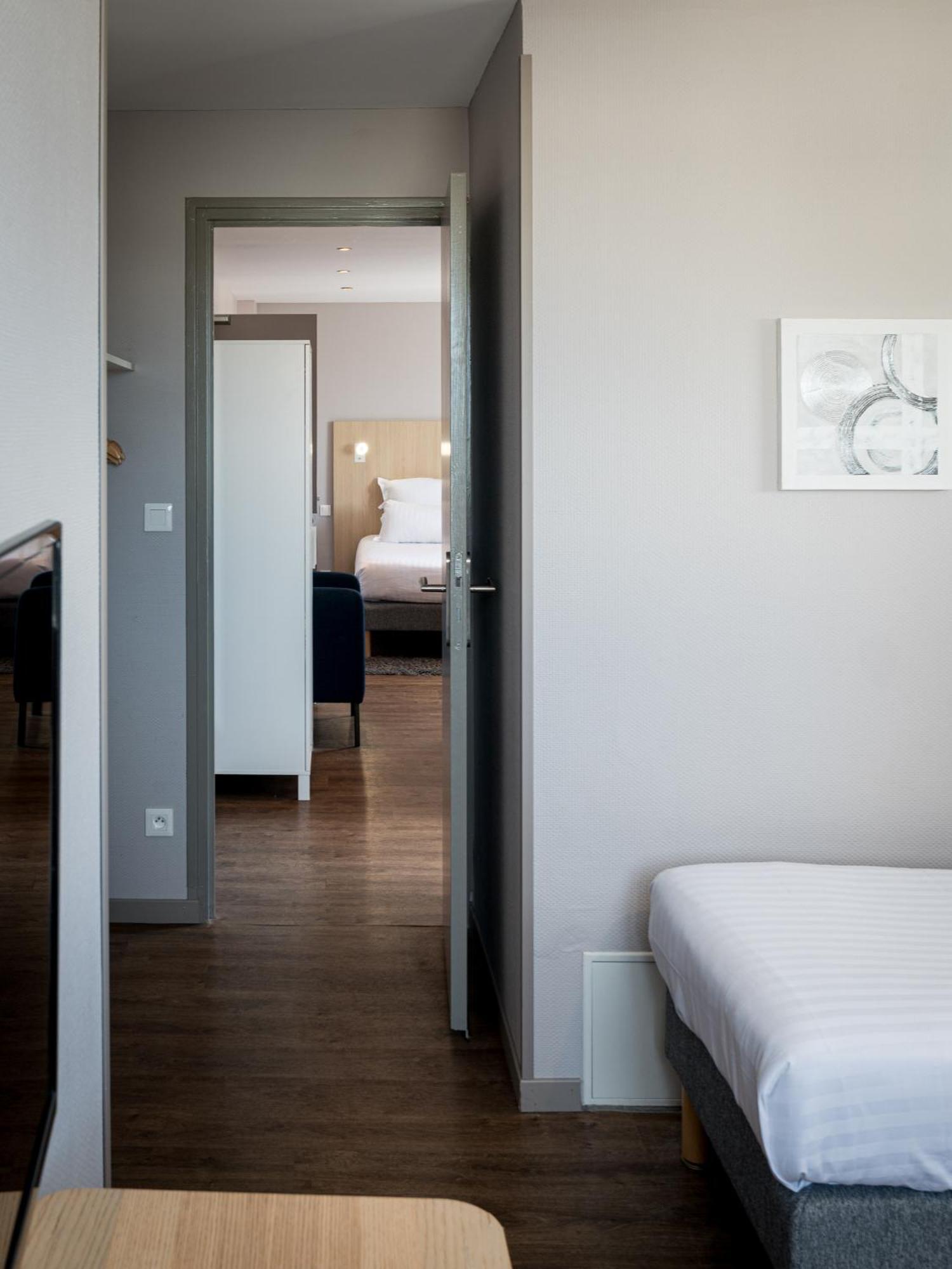 Saint Aubin Logis Hotel & Restaurant Exterior photo