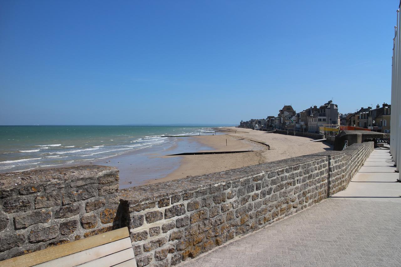 Saint Aubin Logis Hotel & Restaurant Exterior photo